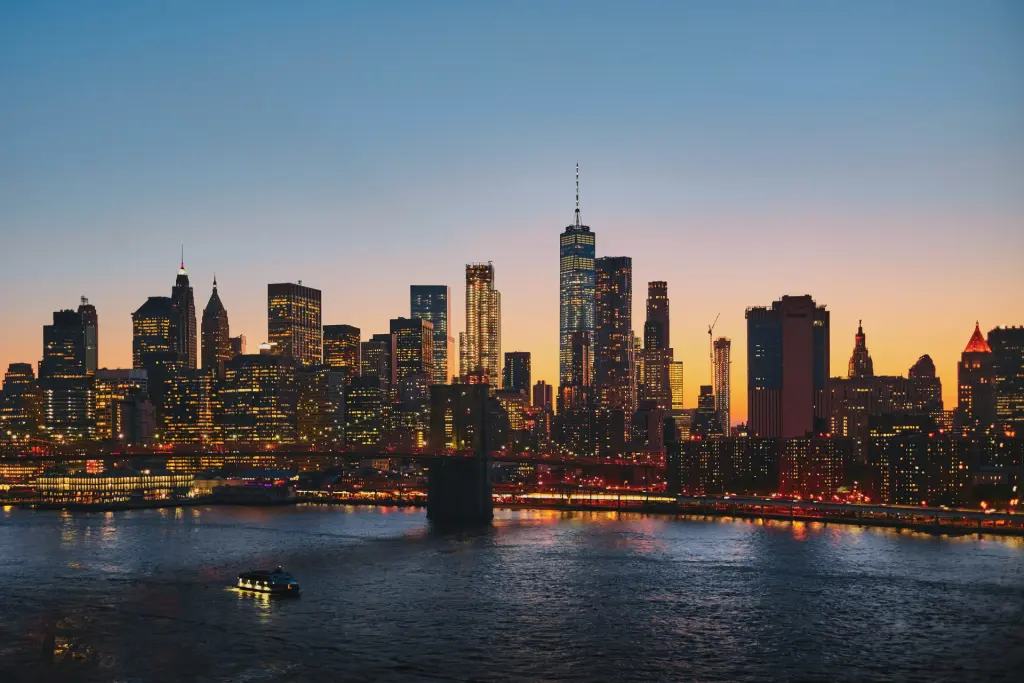 Knight Frank Wealth Report Header image new york skyline